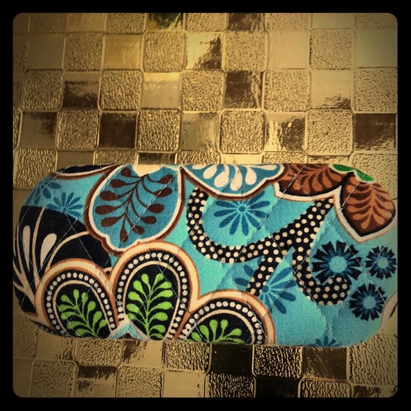 Vera Bradley Accessories - Vera Bradley eyeglass case